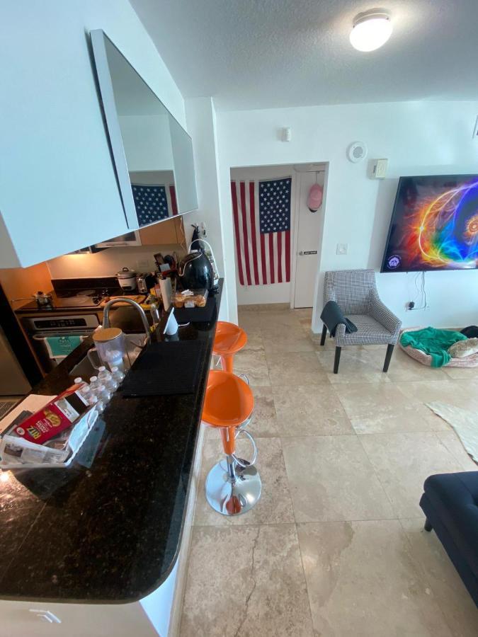 Comfortable Room In The Brickell City Center Area Miami Eksteriør billede
